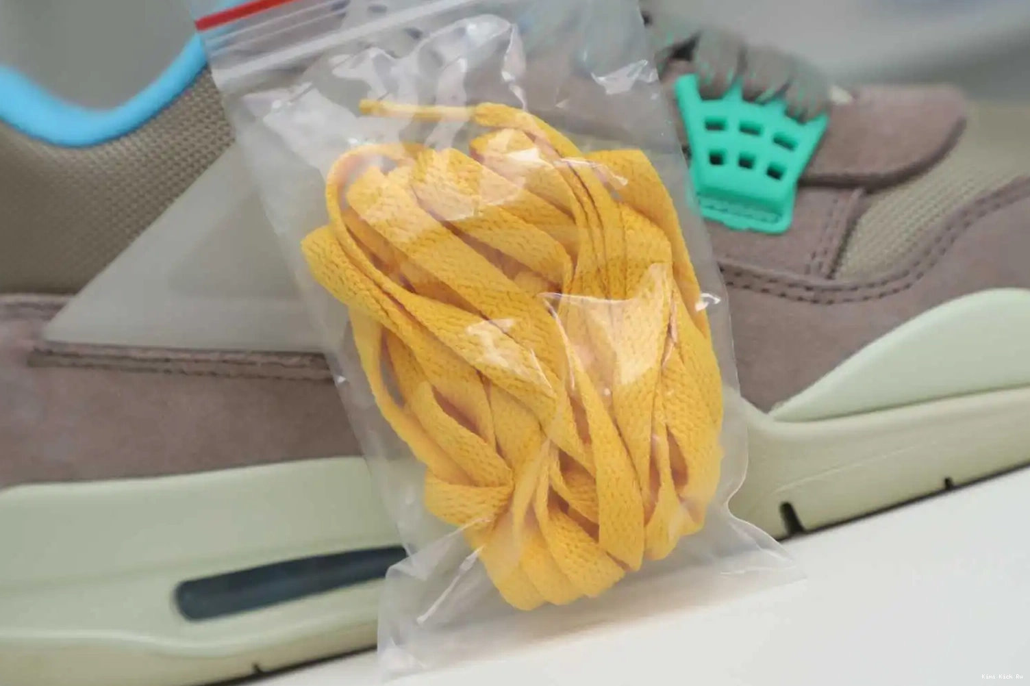 Kimikick UNION X RETRO AIR HAZE' JORDAN LA 'TAUPE 4 0505